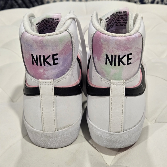 Nike Blazers High-Top Sneakers - White, Pink, and Black sz 7 - Picture 4 of 16